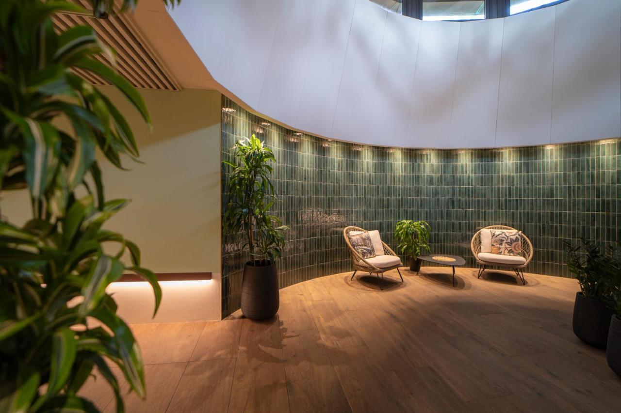 萨伏伊海滩温泉水疗酒店 比比翁 外观 照片 The interior of the lounge