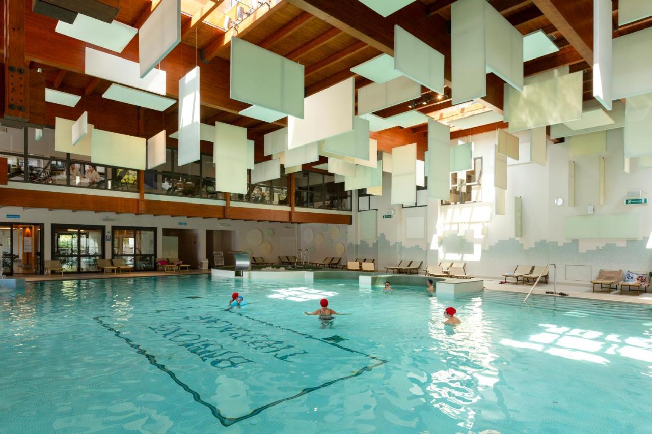 萨伏伊海滩温泉水疗酒店 比比翁 外观 照片 The swimming pool