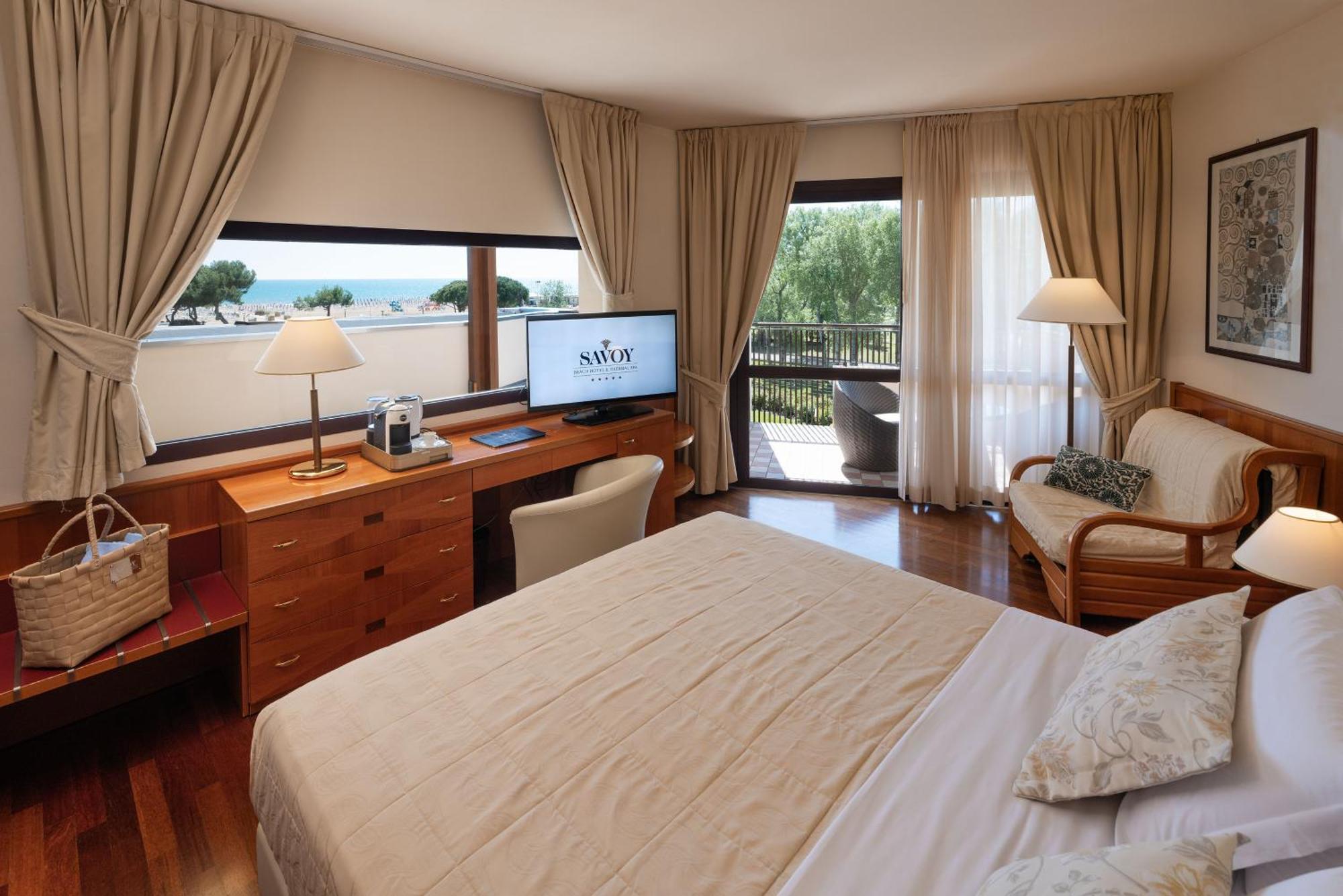 萨伏伊海滩温泉水疗酒店 比比翁 外观 照片 A room at the hotel