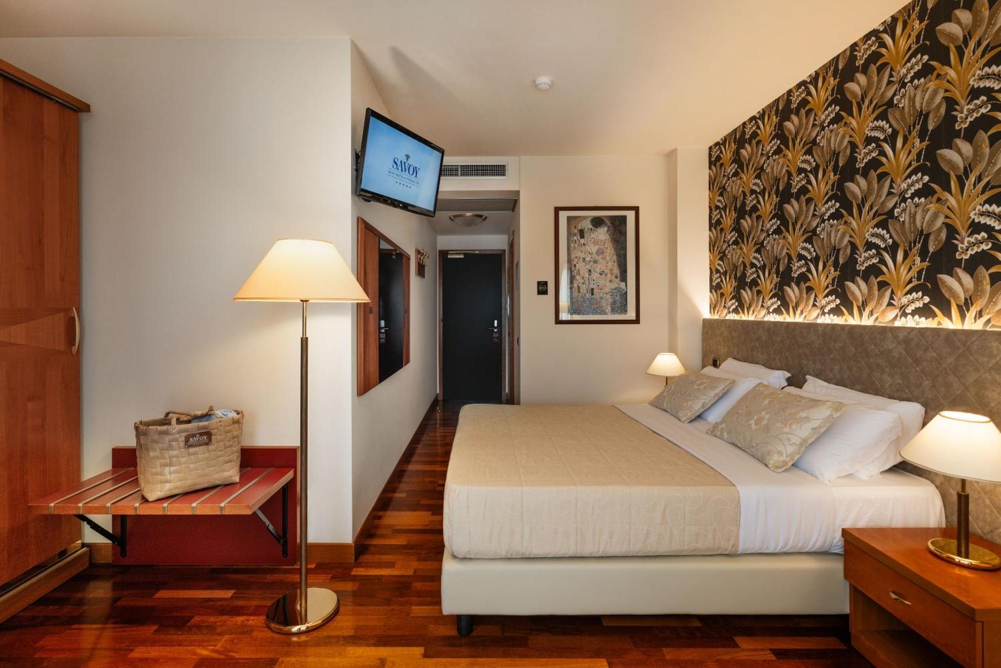 萨伏伊海滩温泉水疗酒店 比比翁 外观 照片 A room at the hotel